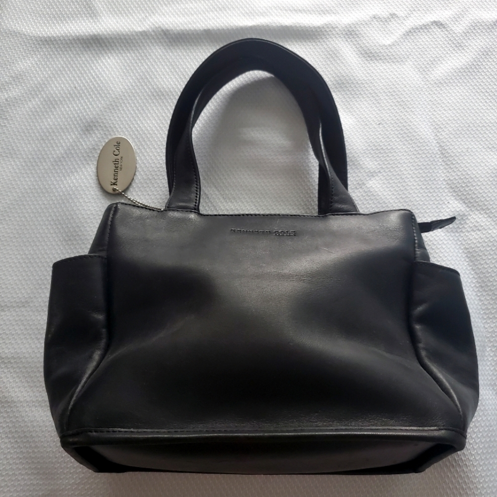 Vintage Kenneth Cole black leather bag